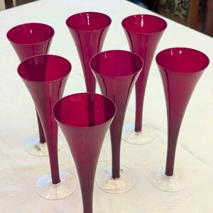 Tag Y2K Champagne Glasses Set Of 7